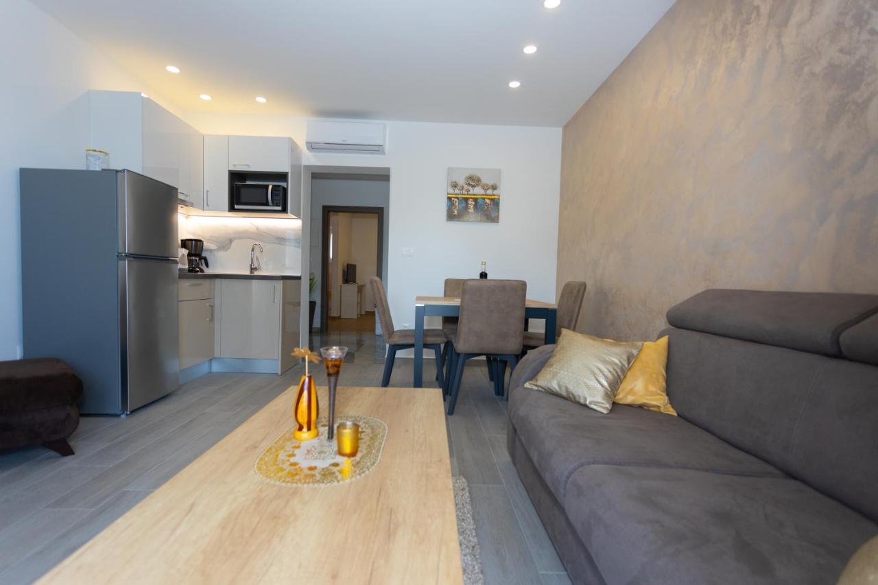 Apartments Vicin เบรลา ภายนอก รูปภาพ